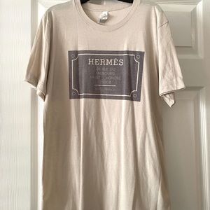 Oversized graphic tee